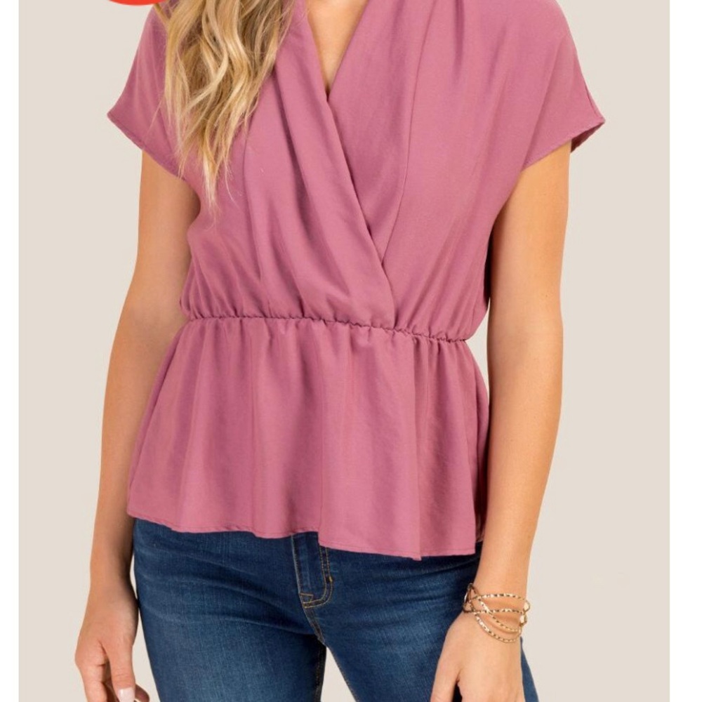 Francesca’s LIZZY SURPLUS PEPLUM BLOUSE